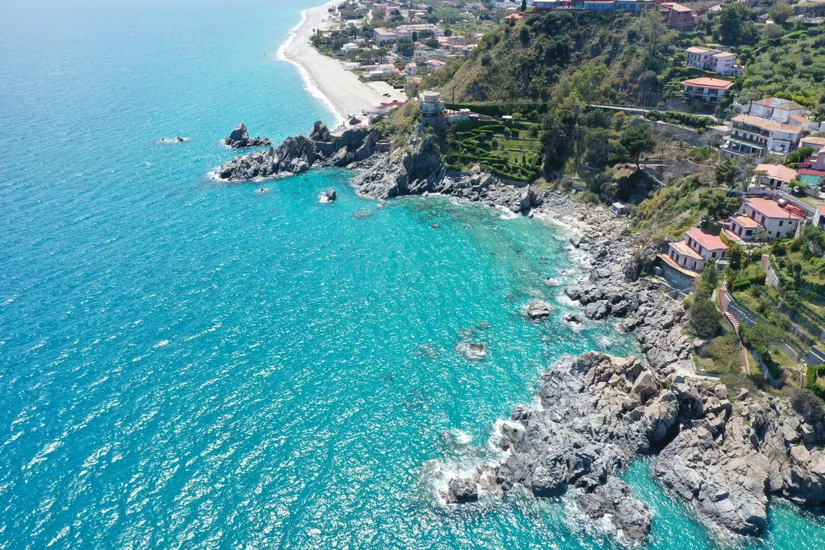 Estate in Calabria: due mete da scoprire tra mare e monti