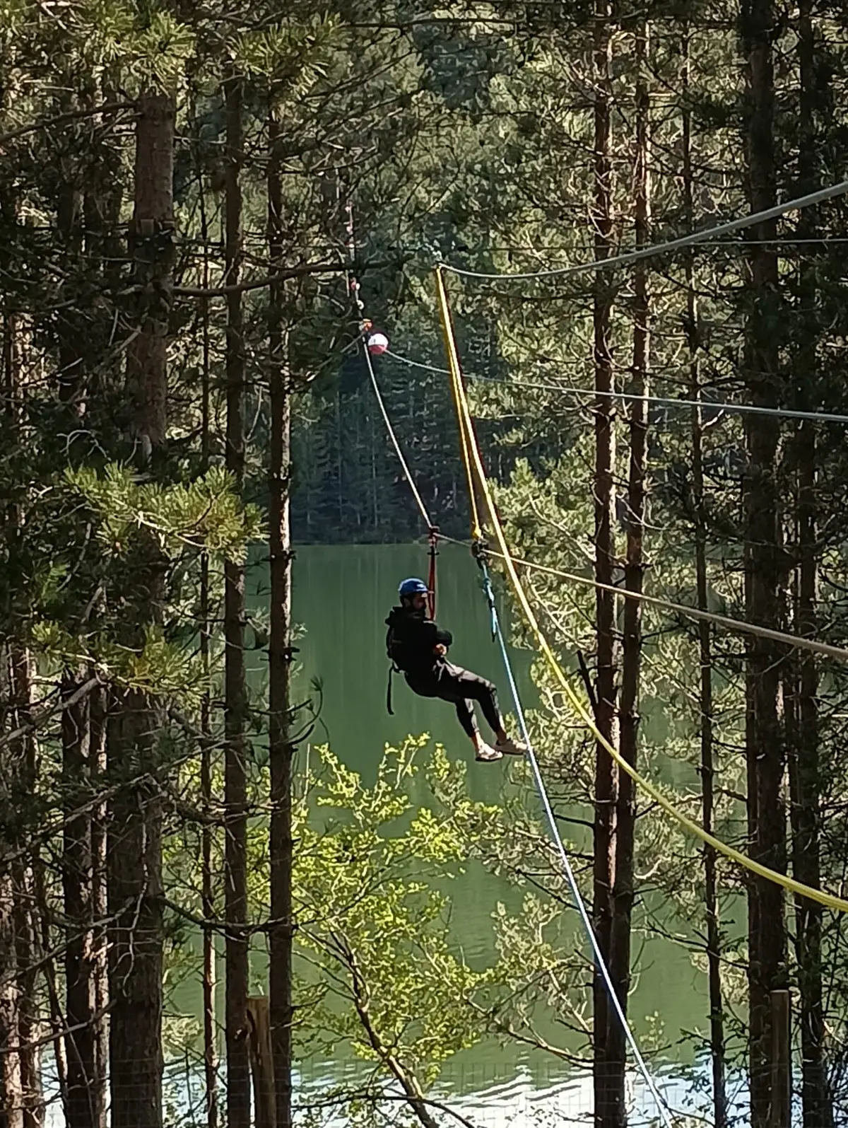 Zip line in Lorica: flying over Lake Arvo